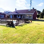 Holiday home Guirigay Casa Con Piscina